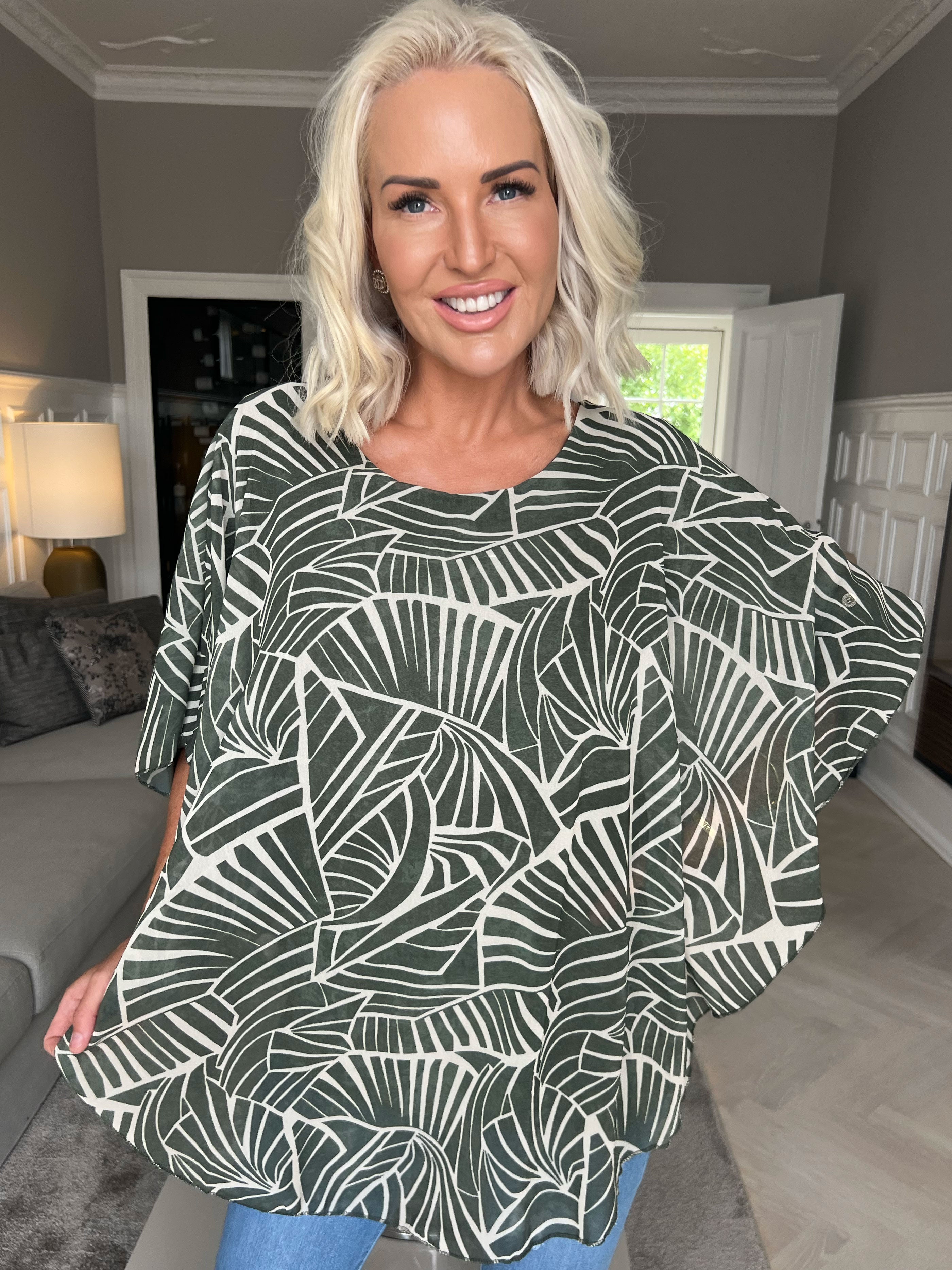 Kenya Pattern Shirt - Mönstrad tunika med chiffonglager